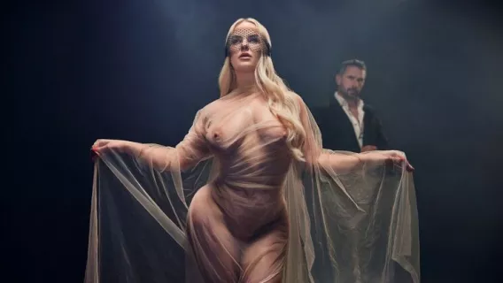 Worth ※ Manuel Ferrara, Vic Marie ※ Deeper