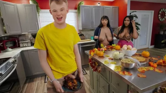 Stuffing The Turkey ※ Jordyn Falls, Advoree, Jimmy Michaels ※ Lil Humpers