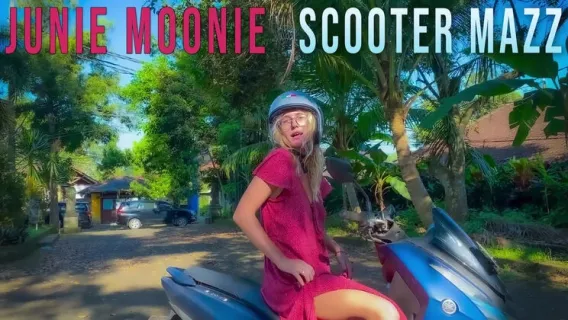 Junie Moonie - Scooter Mazz ※ Junie Moonie ※ Girls Out West