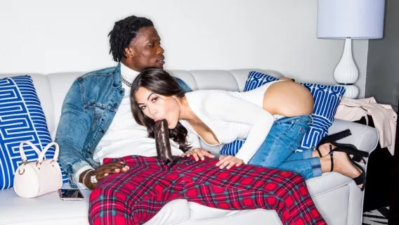 To Fuck A Stranger ※ Louie Smalls, Kendra Spade ※ BLACKED RAW